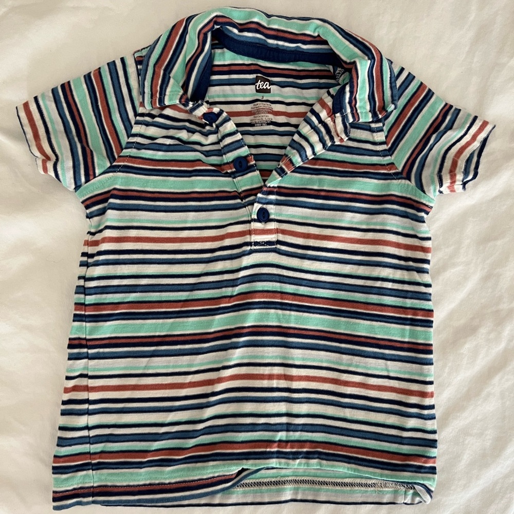 Tea size 3 beautiful summer shirt.